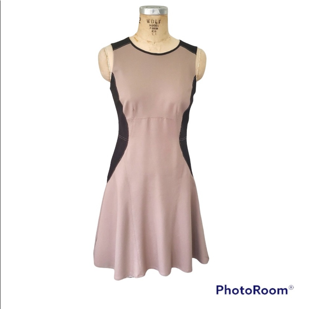 Ann Taylor black & tan color block dress